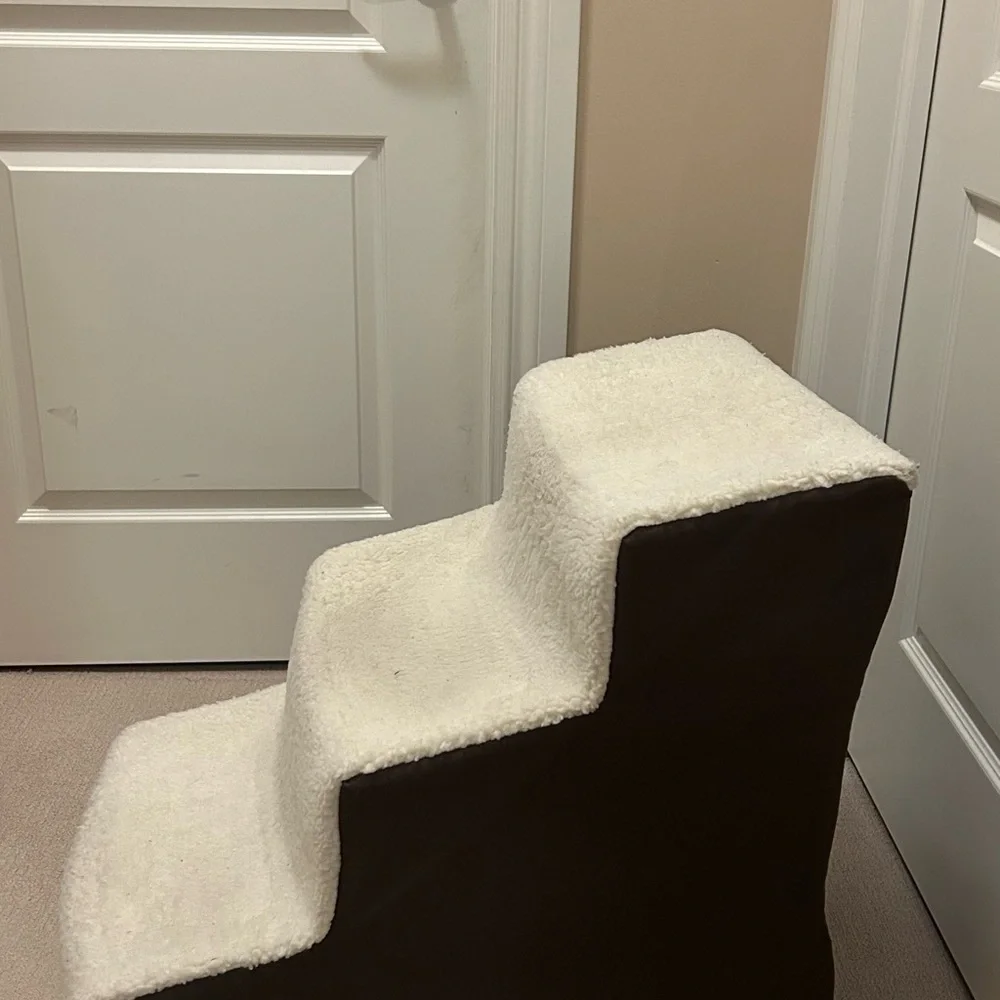 Pet Gear Easy Step III Deluxe Soft Step Oatmeal & Chocolate - Picture 2 of 4